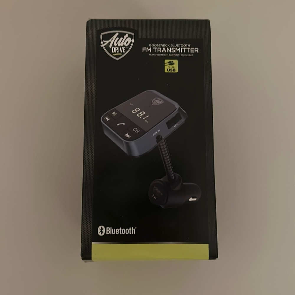 NWT Auto Drive Gooseneck Bluetooth FM Transmitter